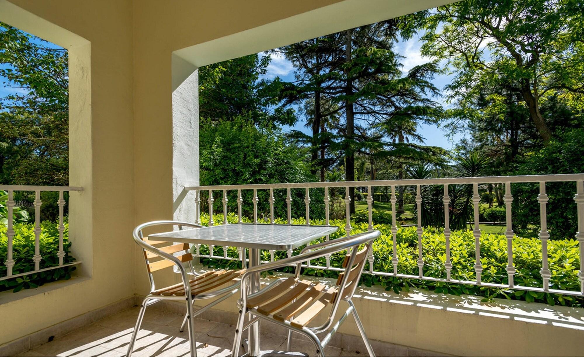Parque Hotel Jean Clevers Punta del Este Dış mekan fotoğraf A balcony